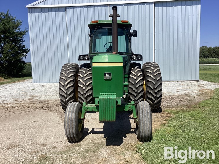 1982-john-deere-4440-image-2
