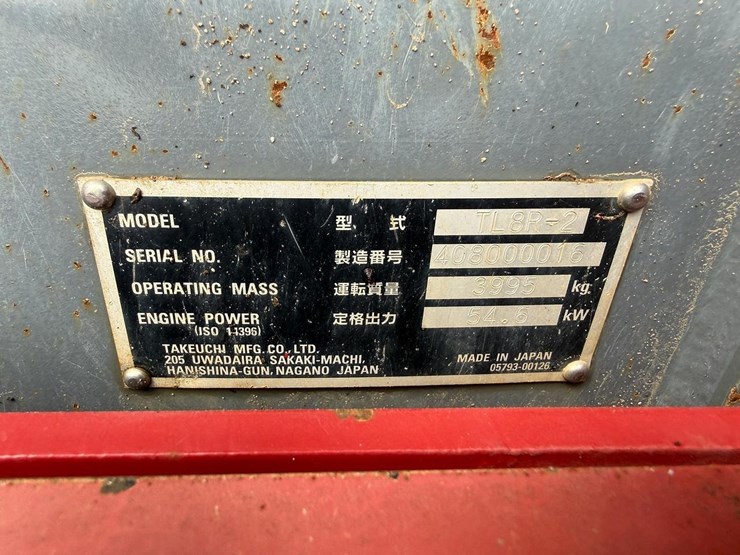 2020-takeuchi-tl8-image-29