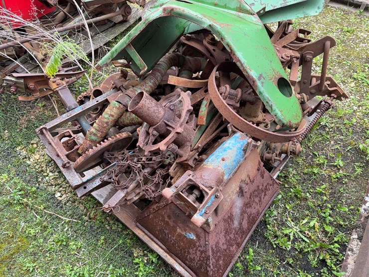 john-deere-harvester-parts-image-3