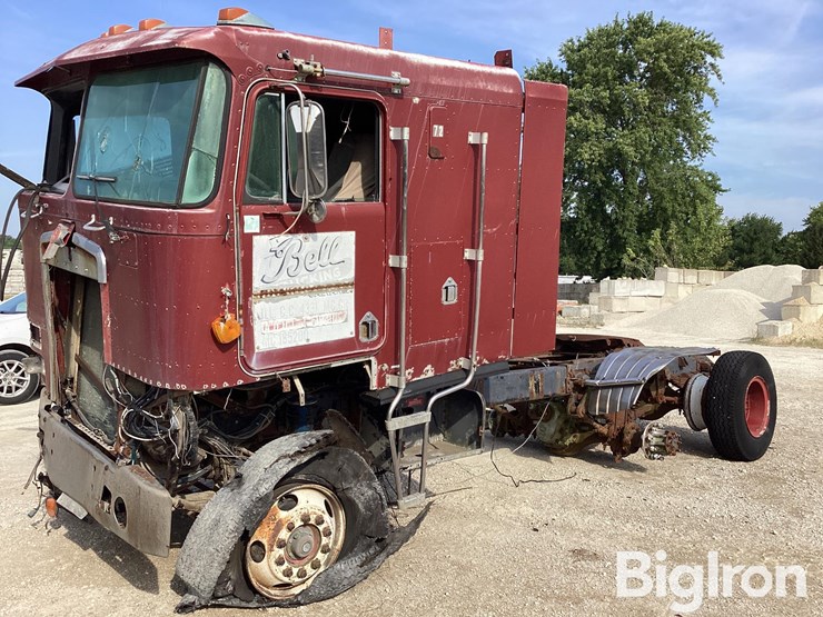 1985-kenworth-k100e-image-1
