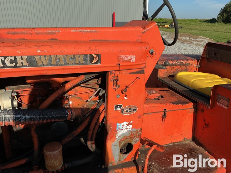 ditch-witch-r65-2-image-13