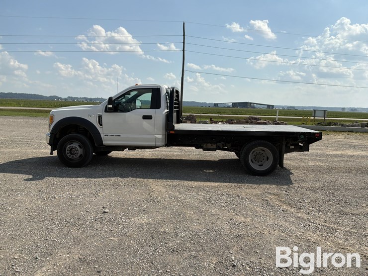 2017-ford-f550-xl-image-8