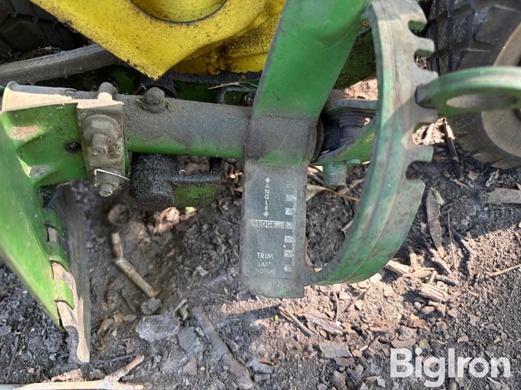 john-deere-la-image-8