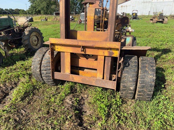 john-deere-420-image-10