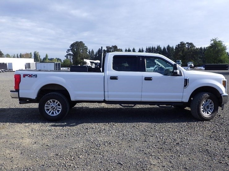 2018-ford-f350-image-6
