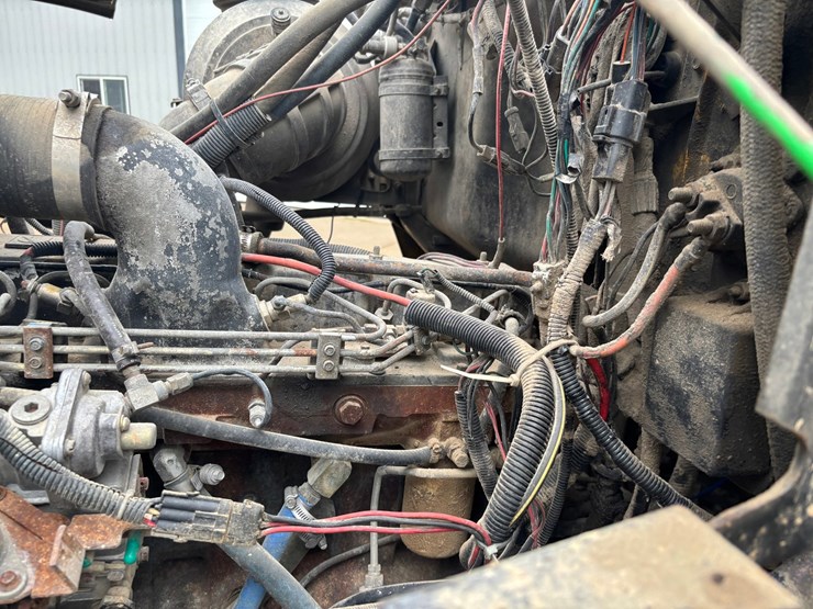 1994-ford-l8000-image-37