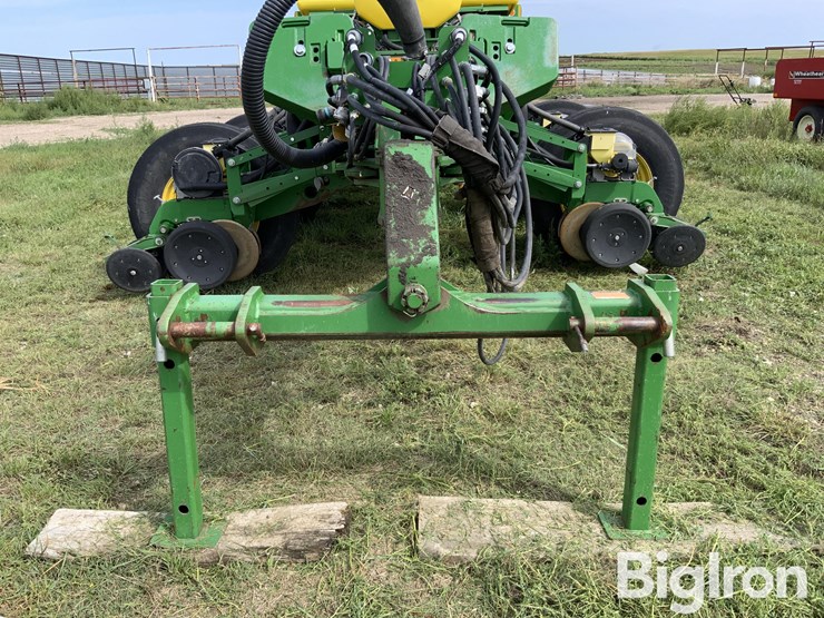 2013-john-deere-1770nt-ccs-image-9