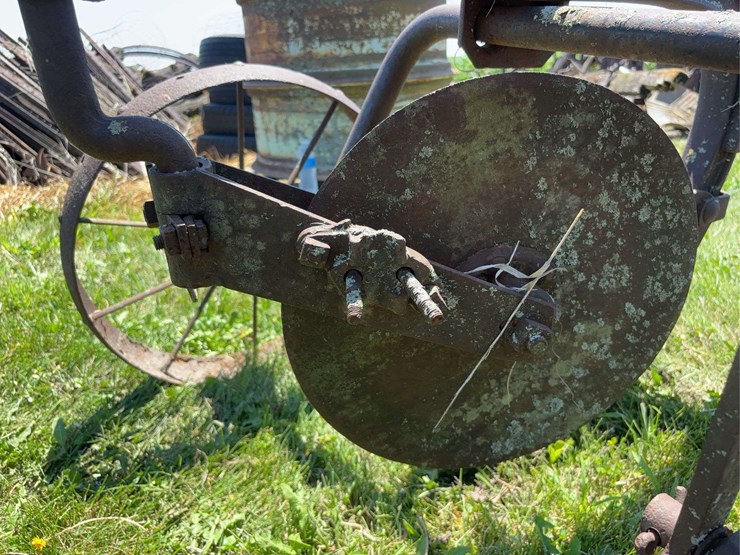 john-deere-14-image-16