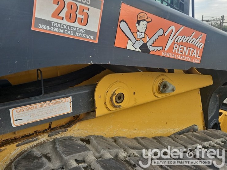 2019-deere-333g-image-11