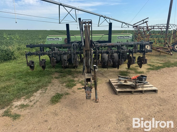 great-plains-solid-stand-15-image-2