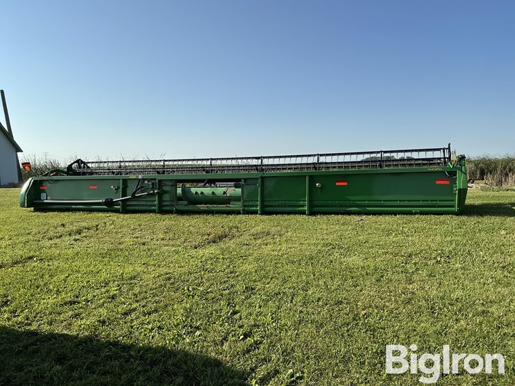 2017-john-deere-635f-image-6