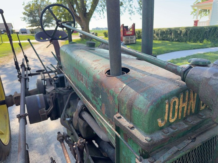 john-deere-b-image-10