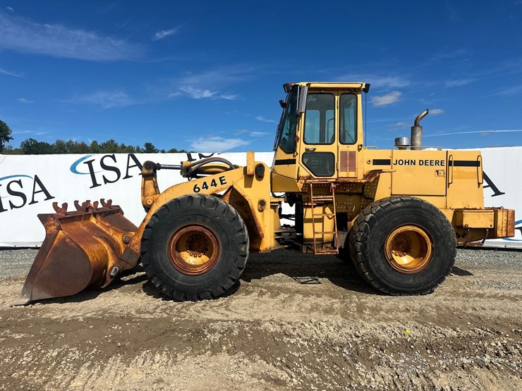 john-deere-644-image-2