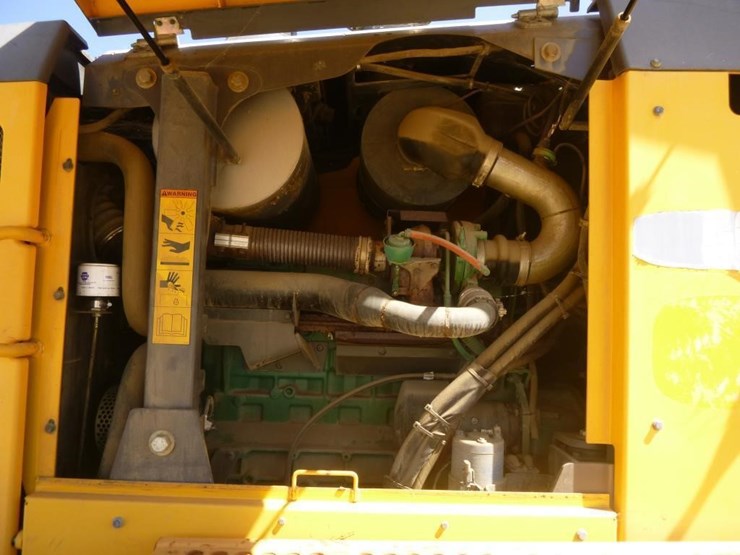 2008-volvo-g930-image-42