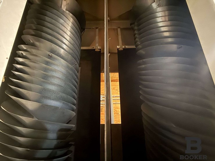 profile-industries-spiral-seed-cleaner-separator-image-11