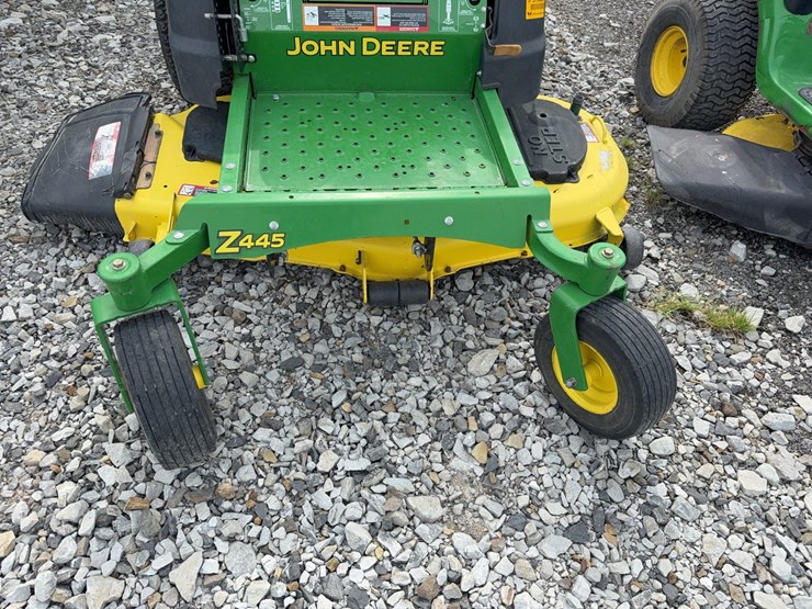 john-deere-z445-image-20