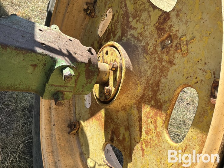 1953-john-deere-60-image-18