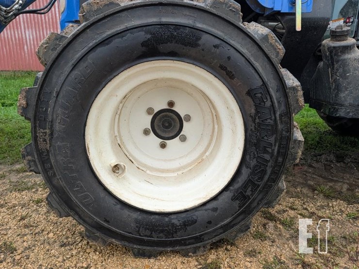 new-holland-boomer-41-image-13