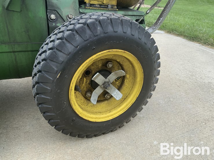 john-deere-726-image-19