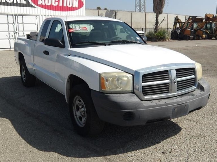 2002-dodge-dakota-image-3