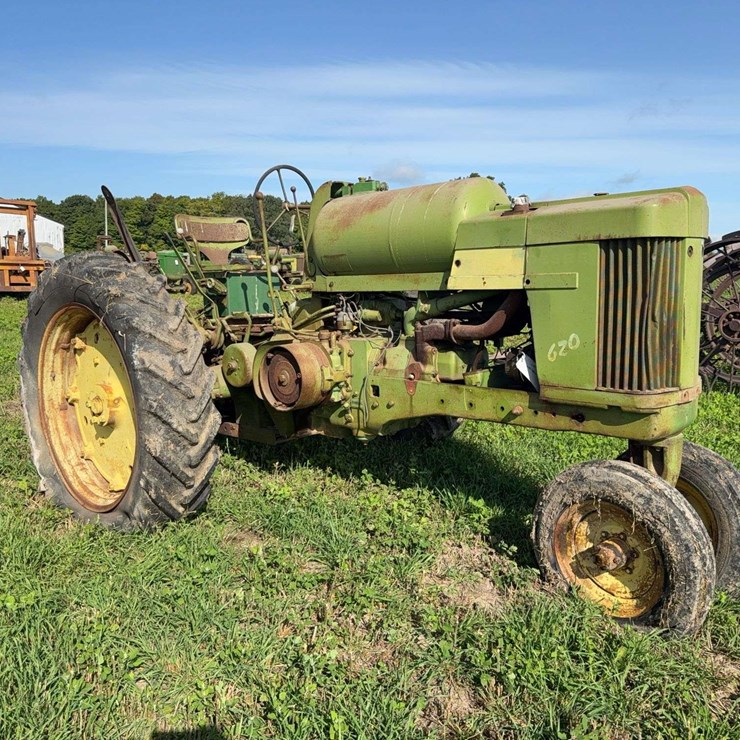 JOHN DEERE 620