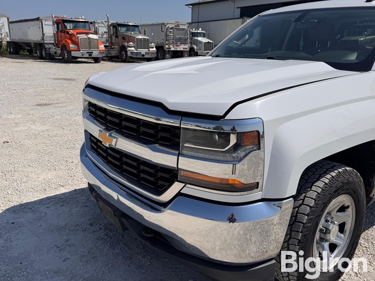 2017-chevrolet-silverado-1500-image-10