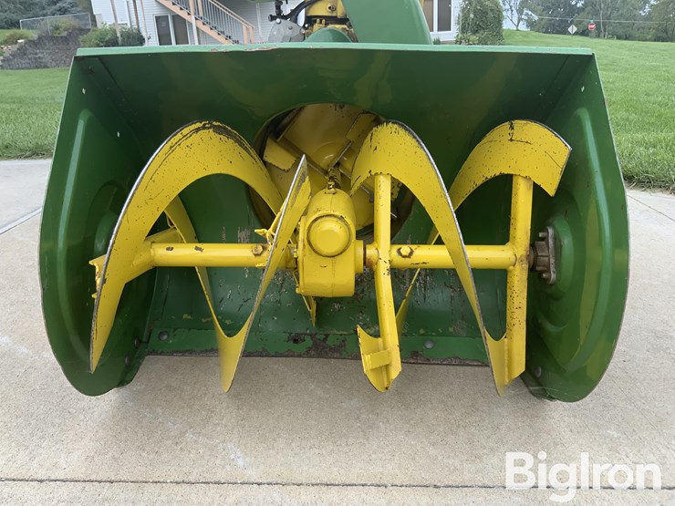 john-deere-726-image-9