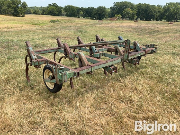 john-deere-1610-image-3