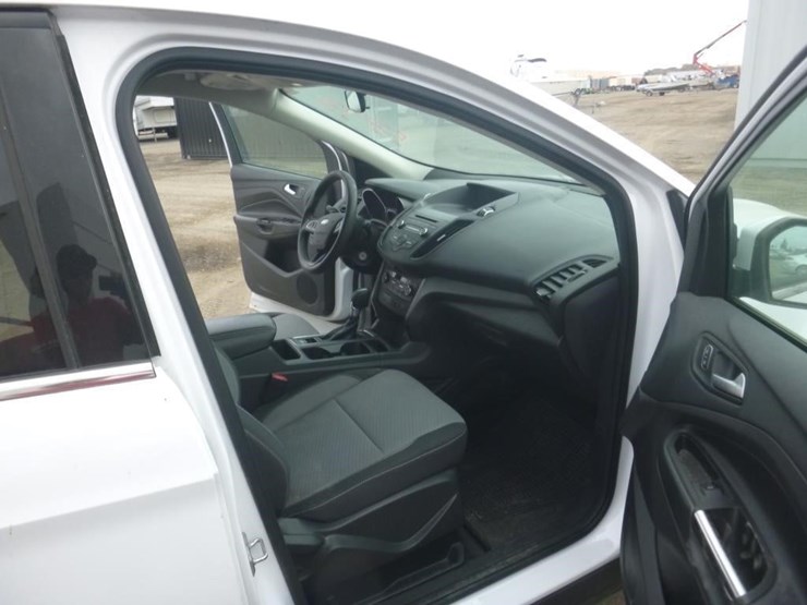 2017-ford-escape-image-6