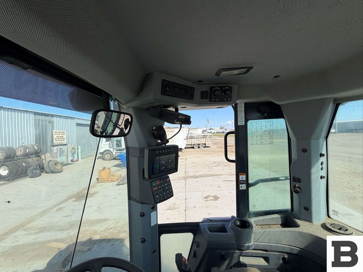 john-deere-624-image-16