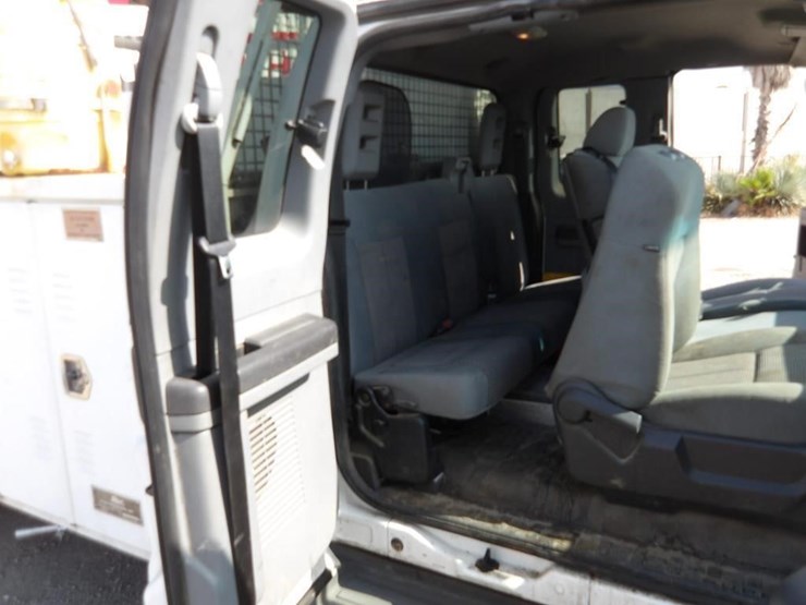 2015-ford-f450-image-32