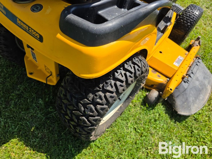 2006-cub-cadet-gt2554-image-15