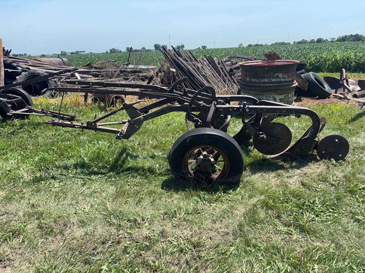 john-deere-14-image-8