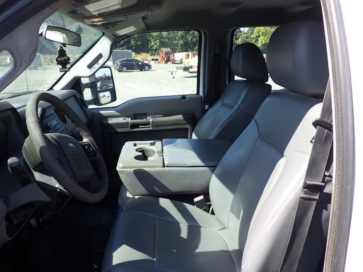 2015-ford-f550-image-34
