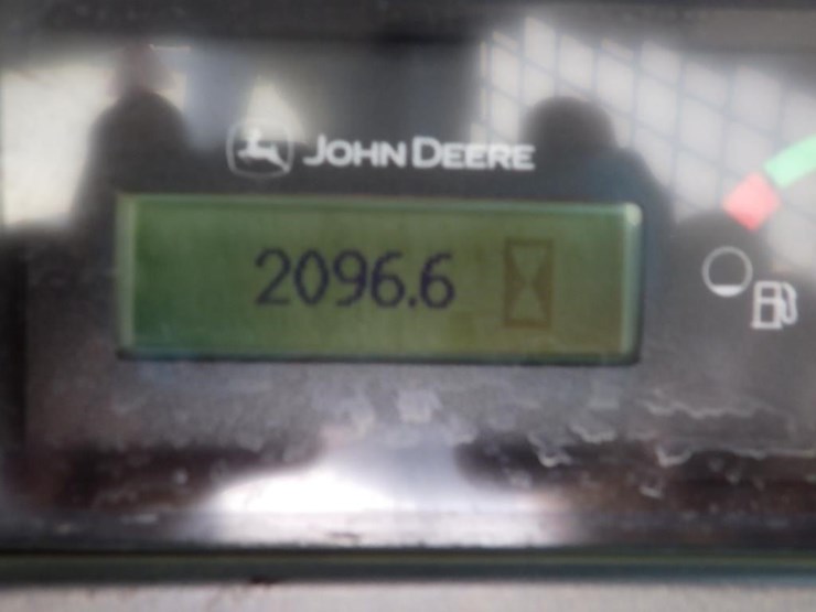 deere-325g-image-33