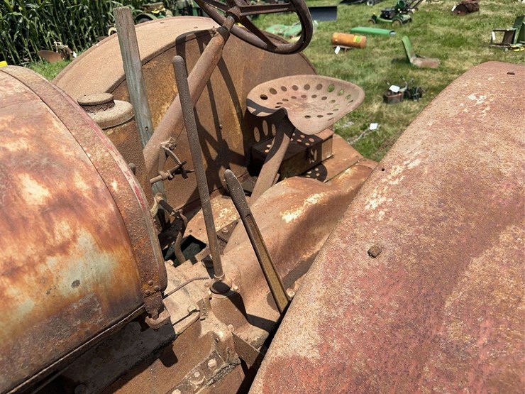 mccormick-deering-22-36-image-12