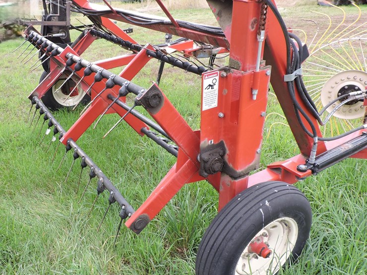 h-&-s-hay-machine-ii-image-6