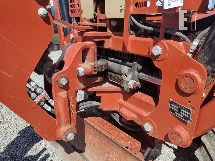 1999-ditch-witch-3610dd-lsb-image-25