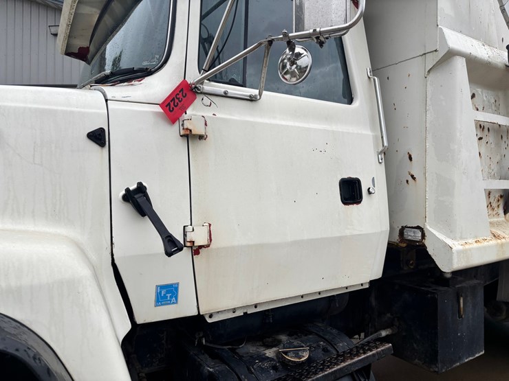 1994-ford-l8000-image-12