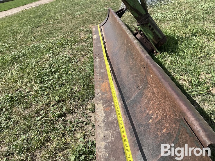 john-deere-10-image-12