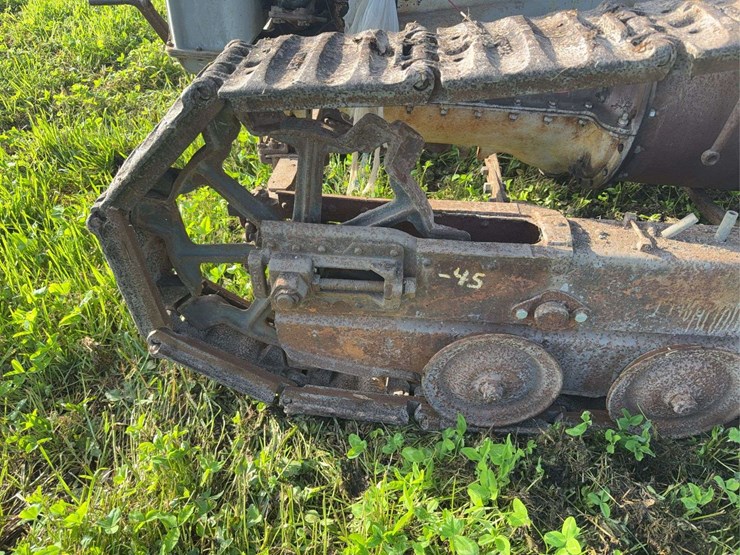 fordson-trackson-image-5