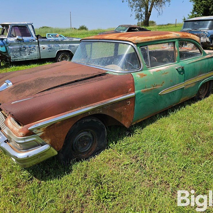 1958 FORD 300