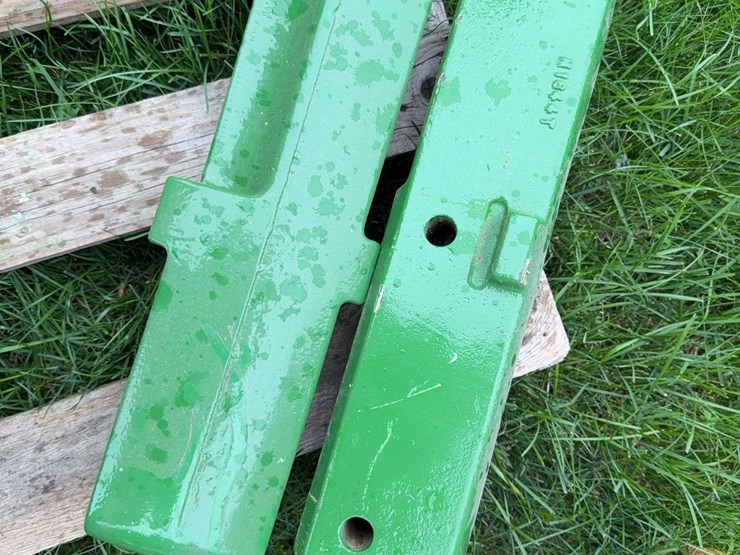 john-deere-dubuque-frame-weights-image-1