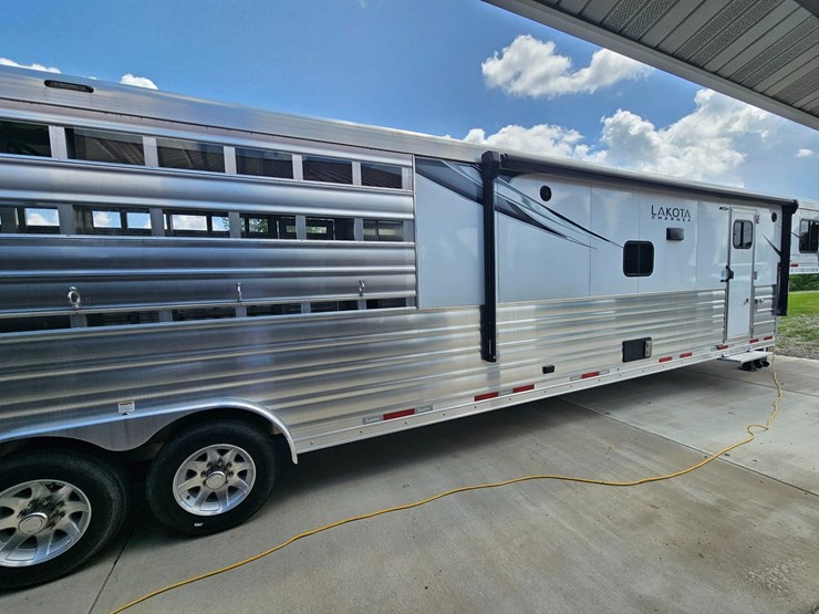 #21371-•-2021-lakota-charger-trailer-image-19