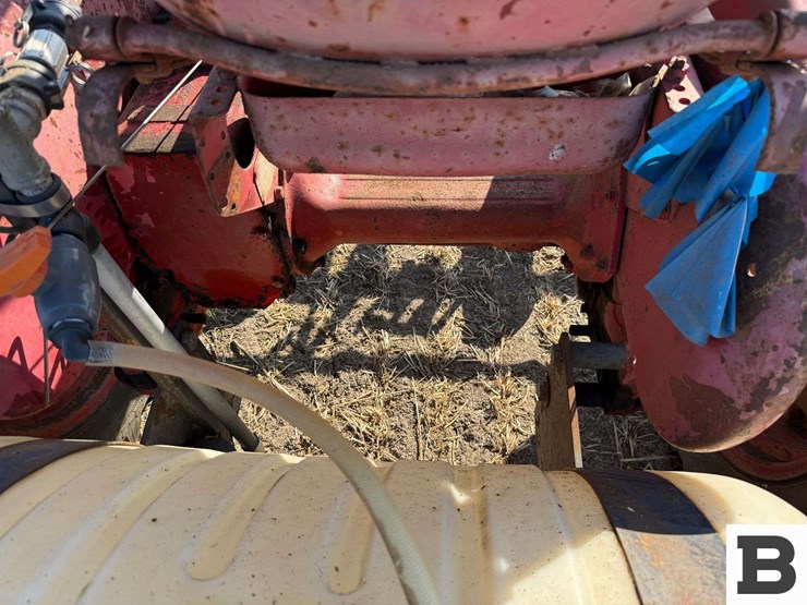 farmall-super-a-tractor-image-25