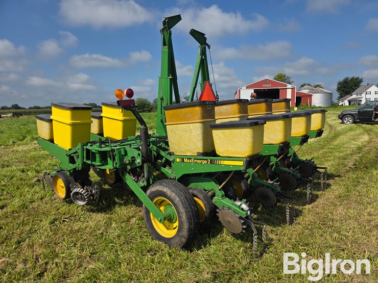 john-deere-7200-image-7
