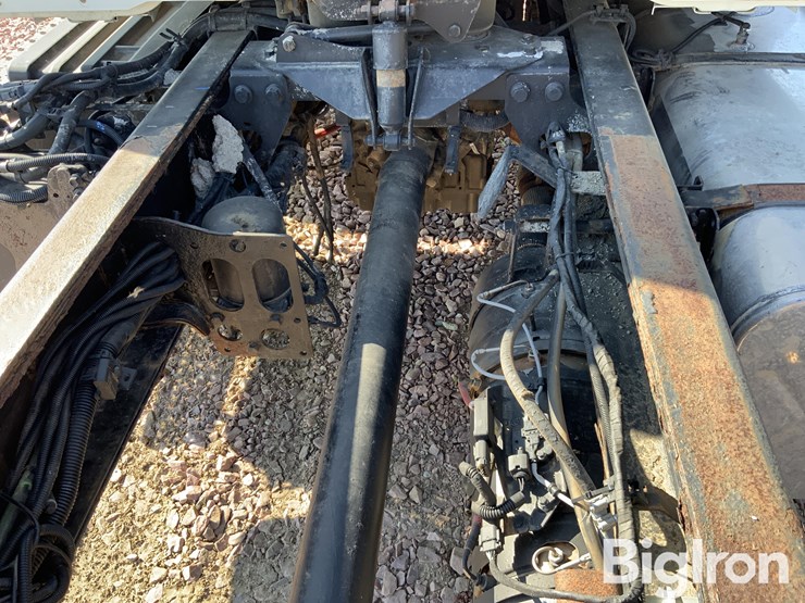 2016-international-4400-sba-image-15
