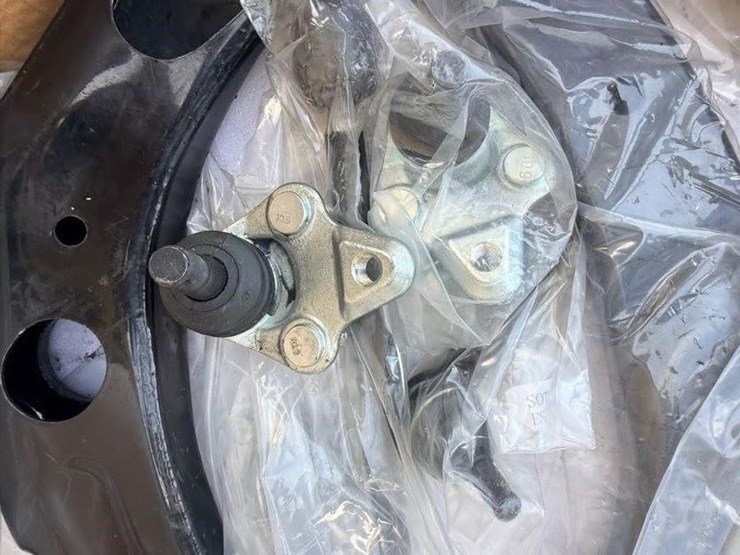 toyota-corolla-tie-rod-end-arms-image-2