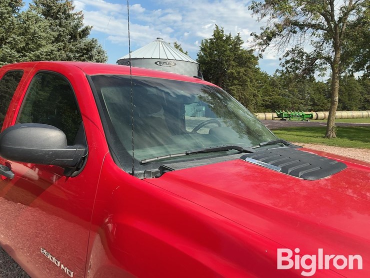 2012-gmc-sierra-2500-image-12
