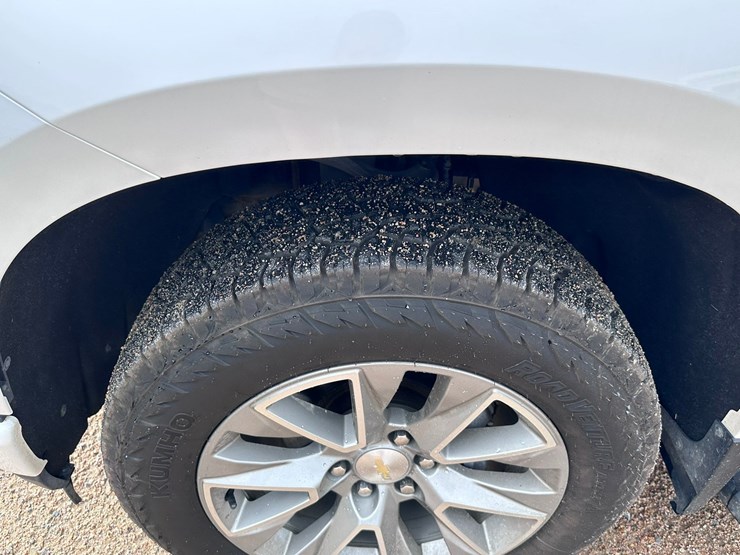 2020-chevrolet-1500-image-37